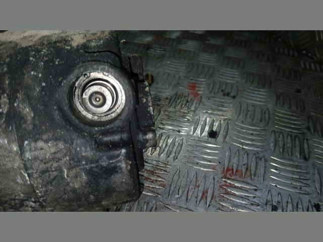 bontott FORD KUGA Klímakompresszor