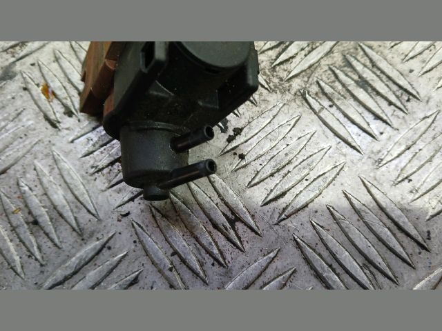 bontott FORD KUGA Lefújószelep