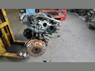 bontott FORD KUGA Motor (Fűzött blokk hengerfejjel)