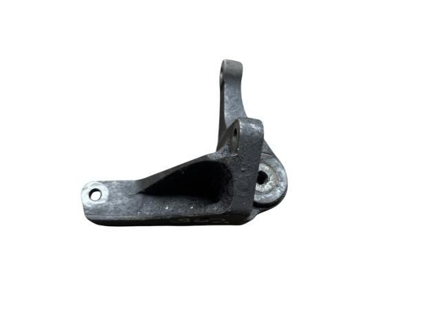 bontott FORD KUGA Motor Tartó Bak Bal