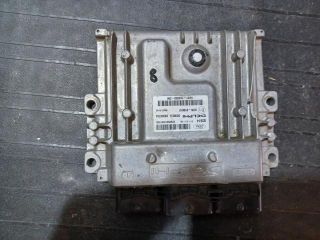 bontott FORD KUGA Motorvezérlő