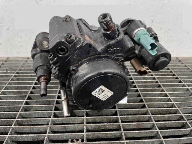 bontott FORD KUGA Nagynyomású Szivattyú