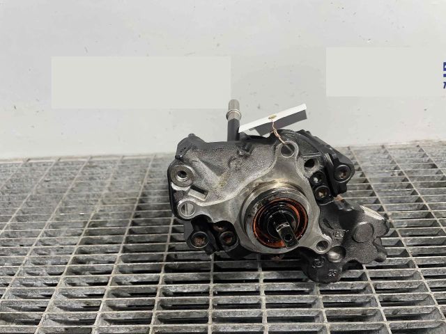 bontott FORD KUGA Nagynyomású Szivattyú