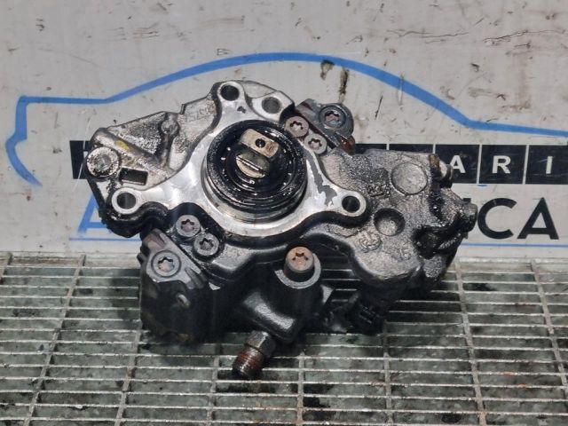 bontott FORD KUGA Nagynyomású Szivattyú