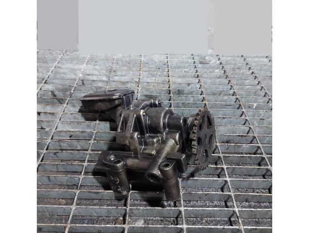 bontott FORD KUGA Olajszivattyú