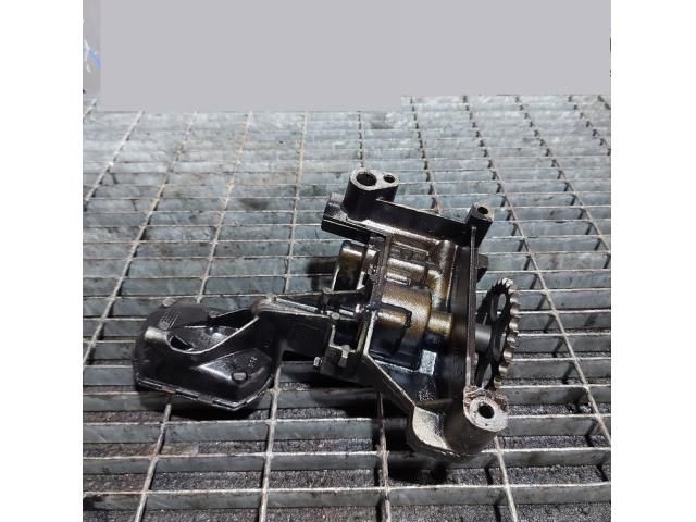 bontott FORD KUGA Olajszivattyú