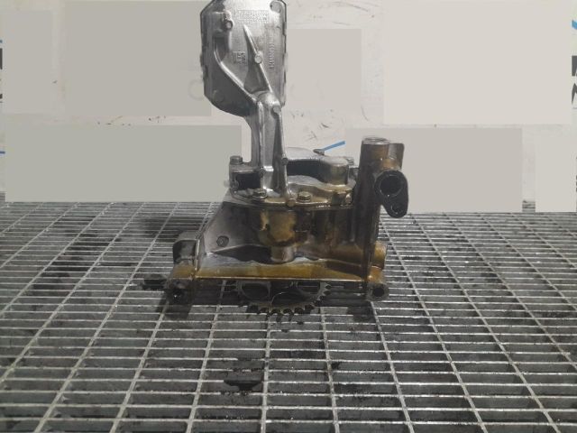 bontott FORD KUGA Olajszivattyú