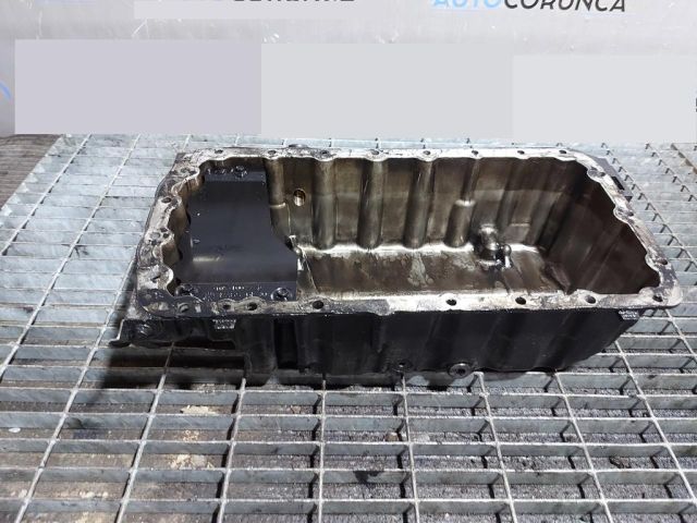 bontott FORD KUGA Olajteknő