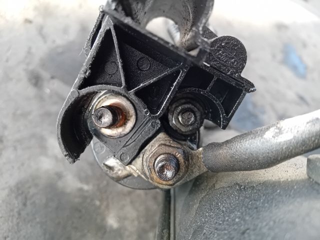 bontott FORD KUGA Önindító