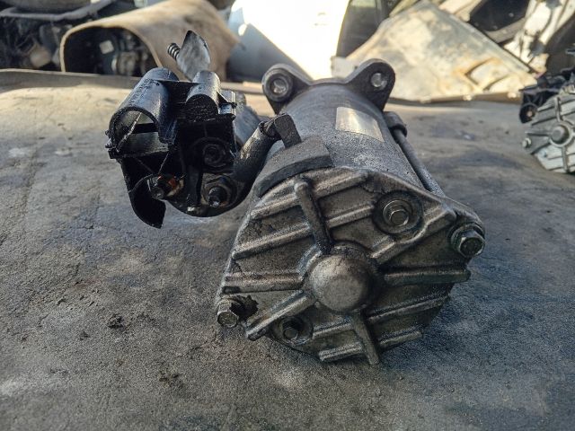 bontott FORD KUGA Önindító