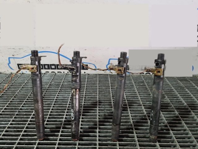 bontott FORD KUGA Porlasztó (1 db)