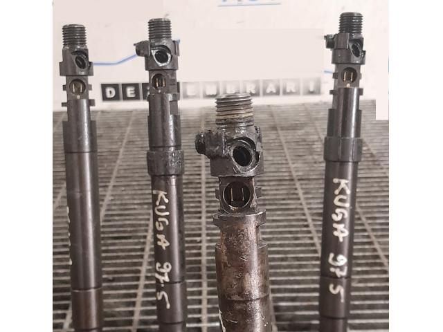 bontott FORD KUGA Porlasztó (1 db)