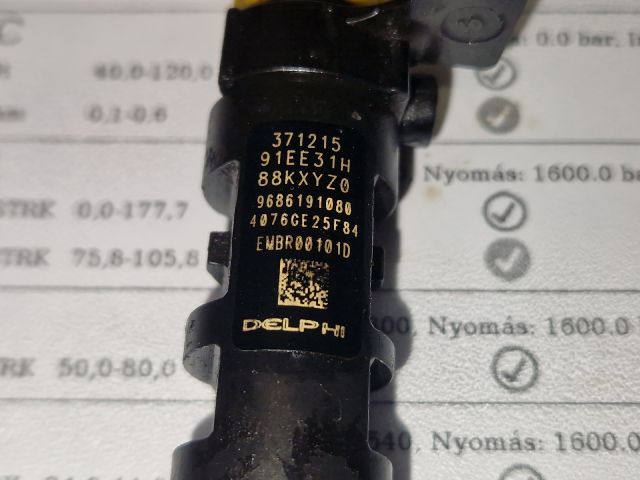 bontott FORD KUGA Porlasztó (1 db)