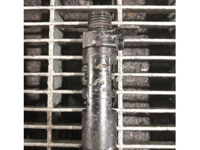 bontott FORD KUGA Porlasztó (1 db)