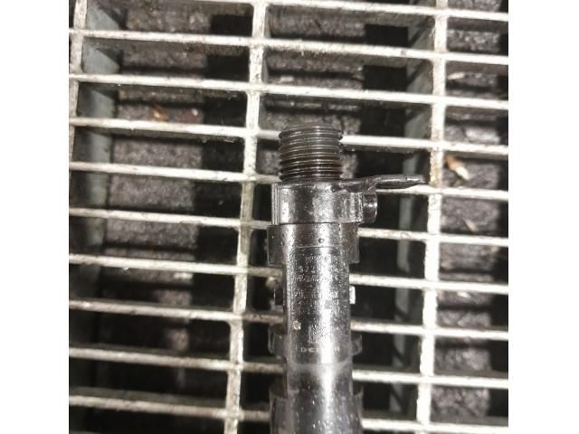 bontott FORD KUGA Porlasztó (1 db)