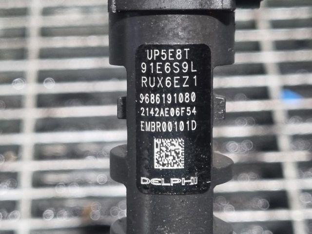 bontott FORD KUGA Porlasztó (1 db)