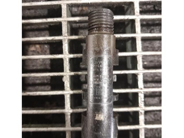 bontott FORD KUGA Porlasztó (1 db)