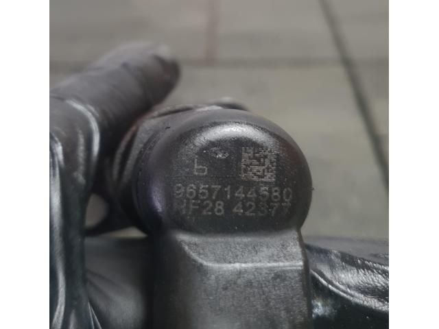 bontott FORD KUGA Porlasztó (1 db)