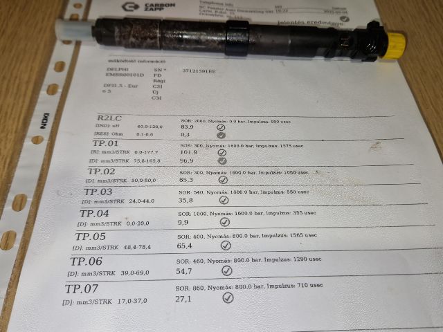 bontott FORD KUGA Porlasztó (1 db)