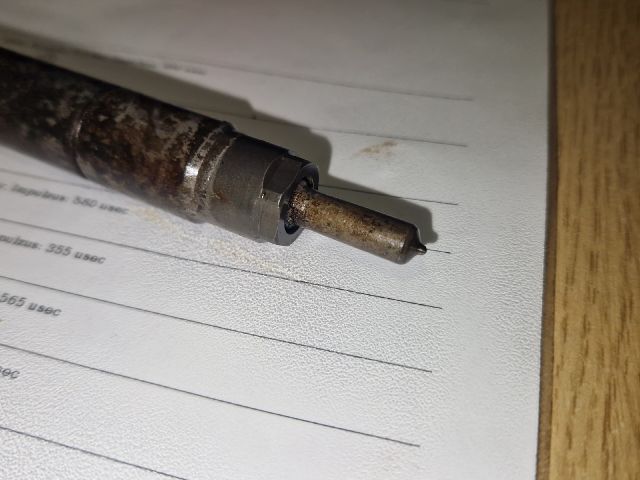 bontott FORD KUGA Porlasztó (1 db)