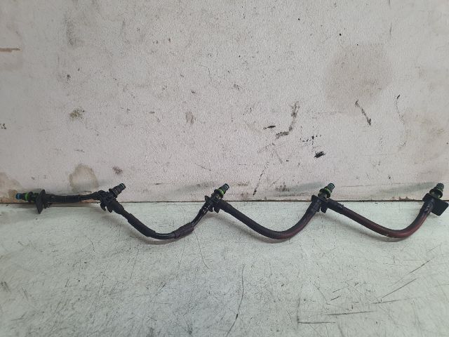 bontott FORD KUGA Résolajcső