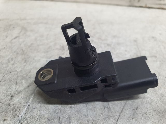 bontott FORD KUGA Szívócső Nyomásérzékelő