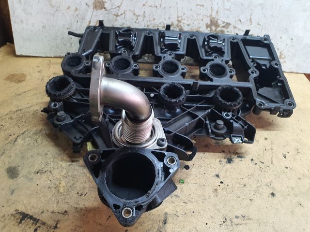 bontott FORD KUGA Szívósor