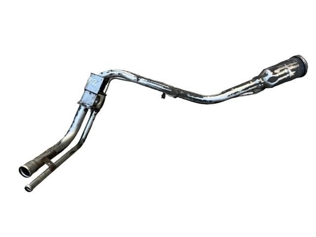 bontott FORD KUGA Tankbetöltő Cső (Fém)