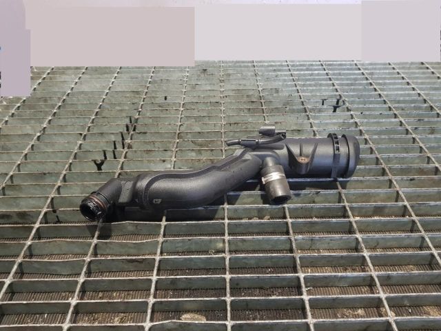 bontott FORD KUGA Tankbetöltő Cső (Fém)