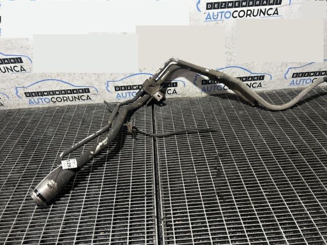 bontott FORD KUGA Tankbetöltő Cső (Fém)