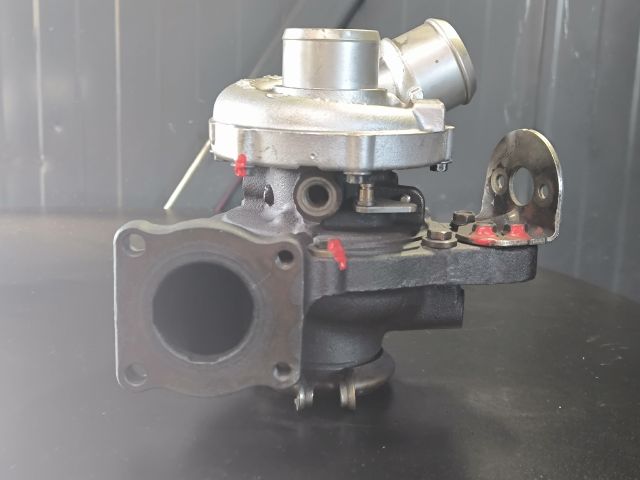 bontott FORD KUGA Turbó