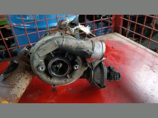 bontott FORD KUGA Turbó