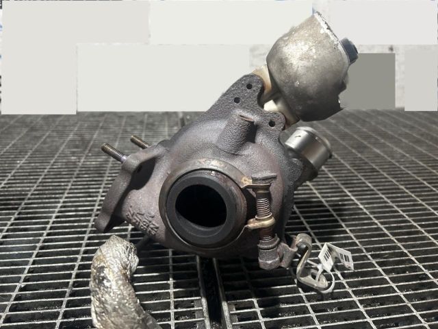 bontott FORD KUGA Turbó