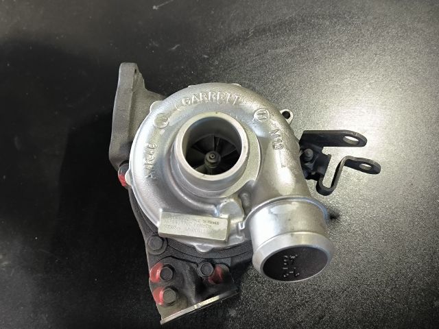 bontott FORD KUGA Turbó