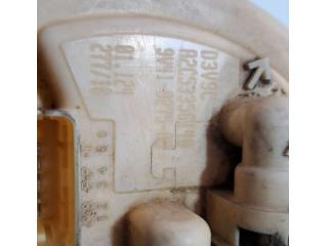 bontott FORD KUGA Üzemanyag Szivattyú