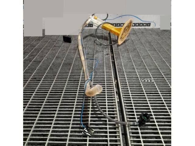 bontott FORD KUGA Üzemanyagszint Jeladó