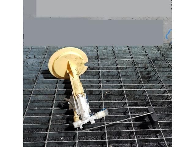 bontott FORD KUGA Üzemanyagszint Jeladó