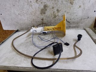 bontott FORD KUGA Üzemanyagszint Jeladó