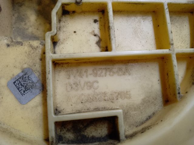 bontott FORD KUGA Üzemanyagszint Jeladó