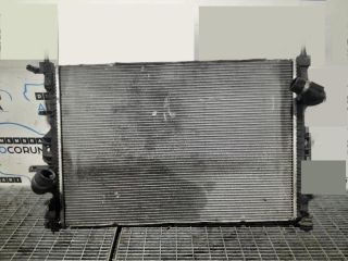 bontott FORD KUGA Vízhűtő Radiátor (Klímás)