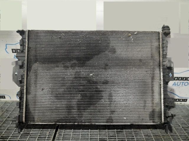 bontott FORD KUGA Vízhűtő Radiátor (Klímás)