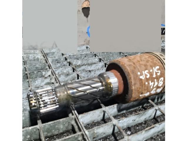 bontott FORD KUGA Bal hátsó Féltengely