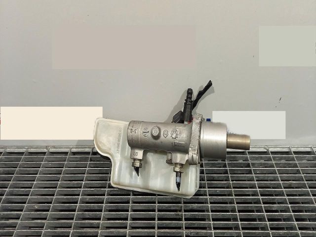 bontott FORD KUGA Főfékhenger