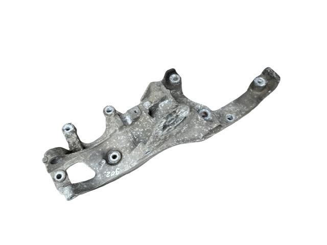 bontott FORD KUGA Generátor Tartó Bak