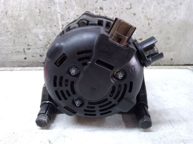 bontott FORD KUGA Generátor