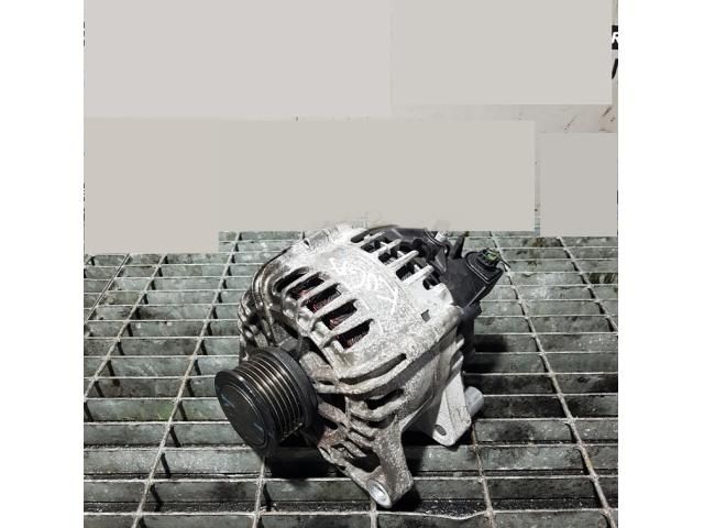 bontott FORD KUGA Generátor