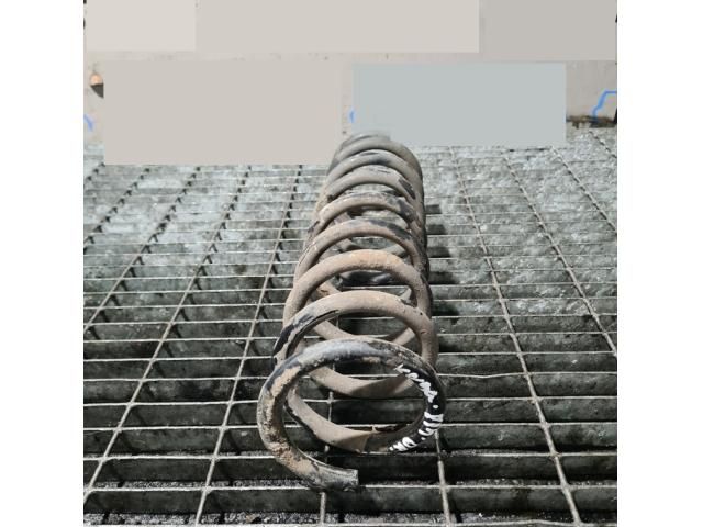 bontott FORD KUGA Hátsó Rugó