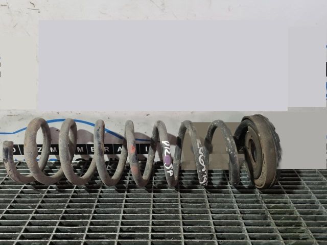 bontott FORD KUGA Hátsó Rugó