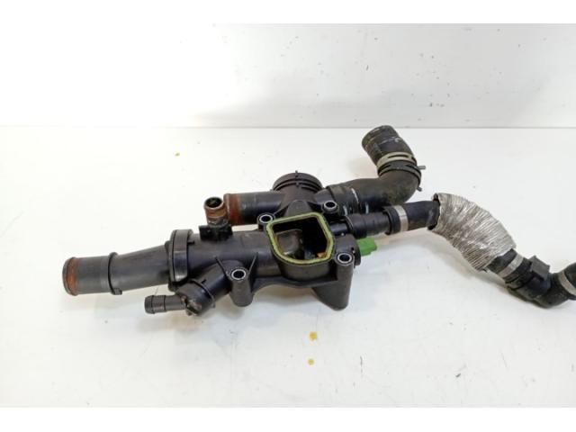 bontott FORD KUGA Hengerfej Vízkivezető