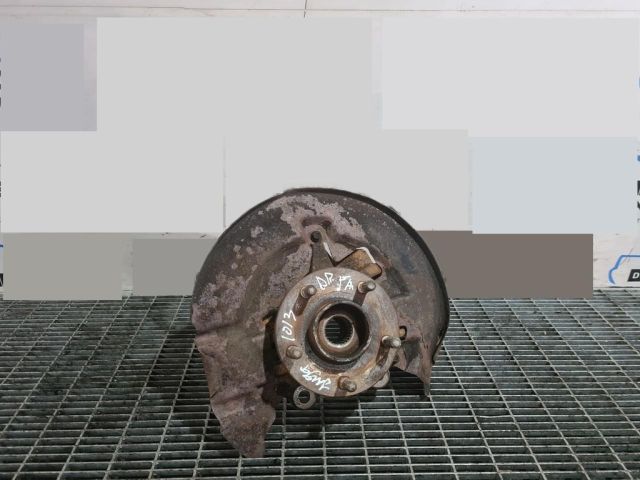 bontott FORD KUGA Jobb első Csonkállvány